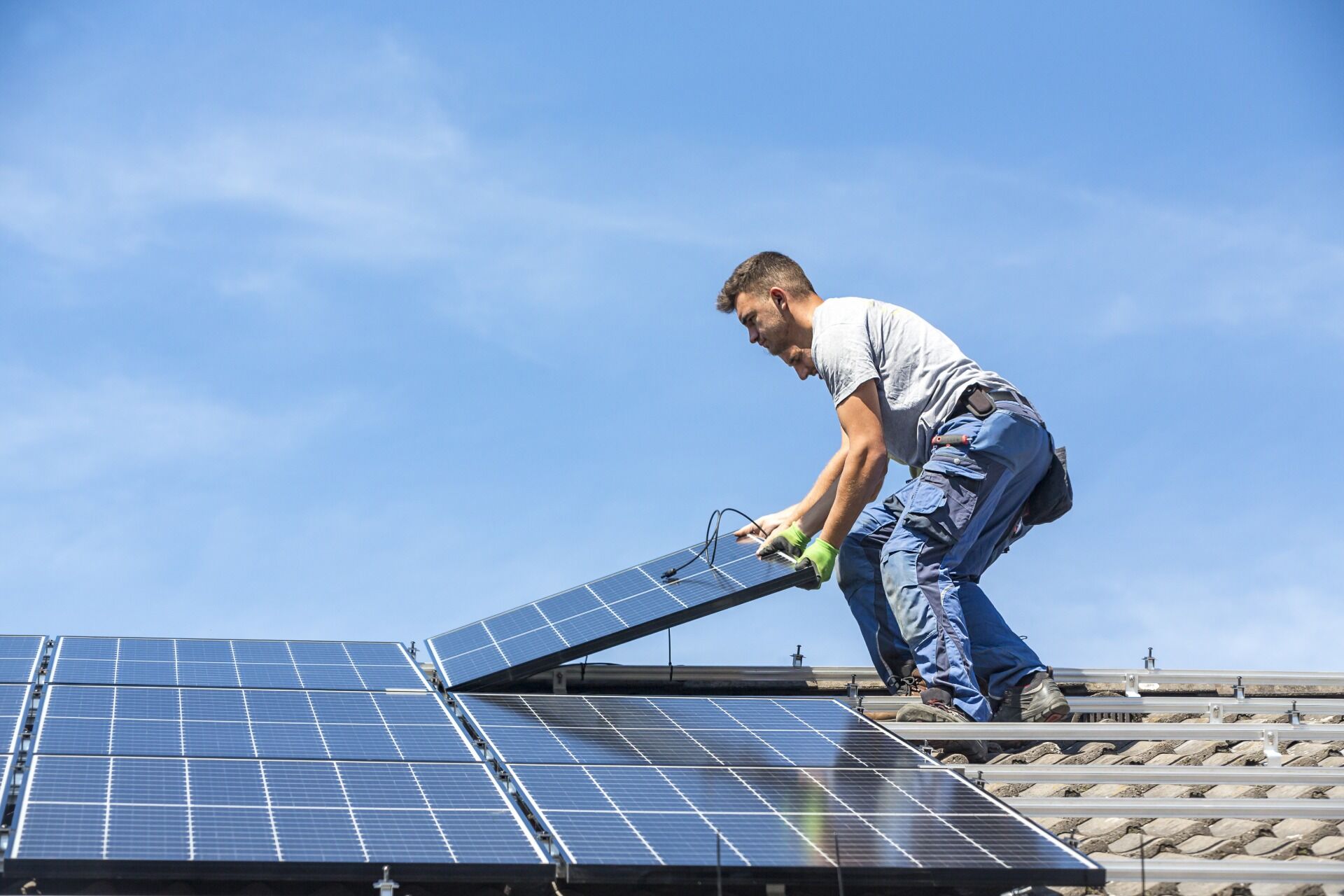Solar system installation Serengeti